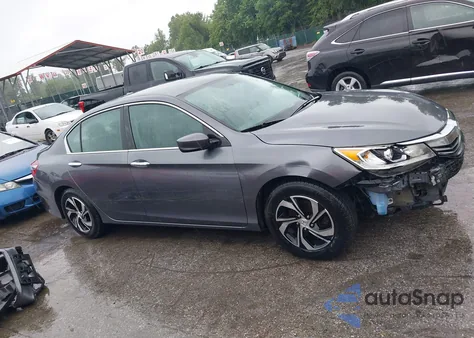 2017 Honda Accord Lx из США, поврежденный, VIN 1HGCR2F38HA135783